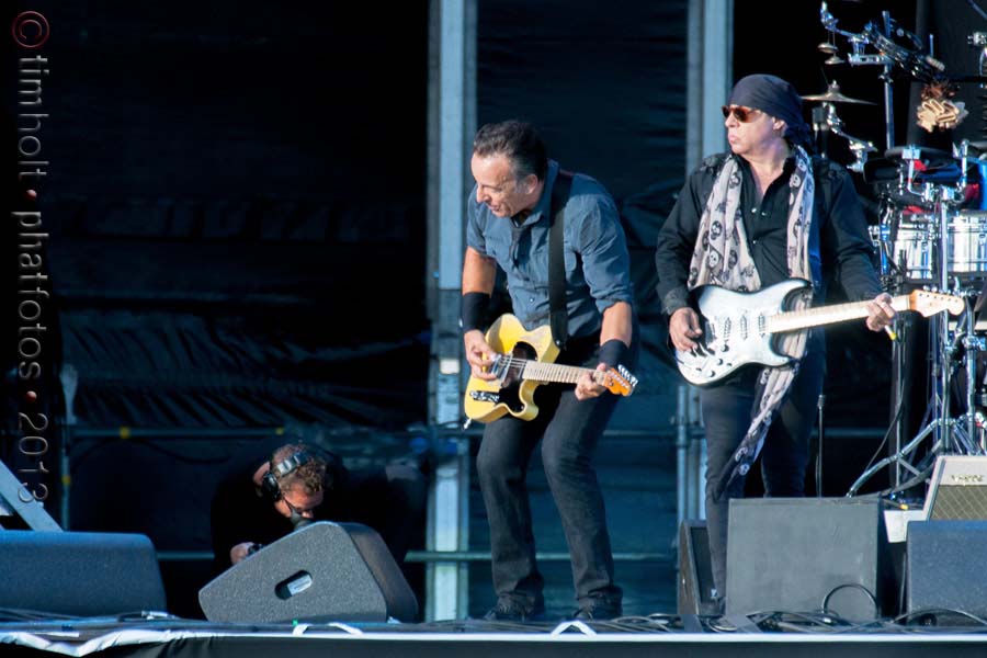 44-Springsteen-BS-HR-420