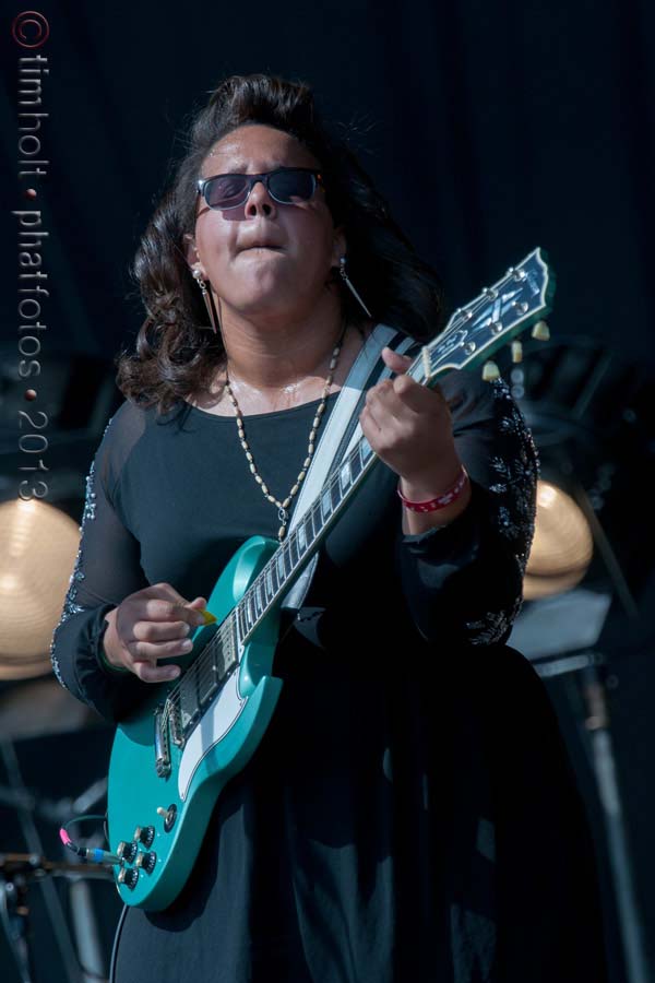 41-Alabama-Shakes-AS-H0041