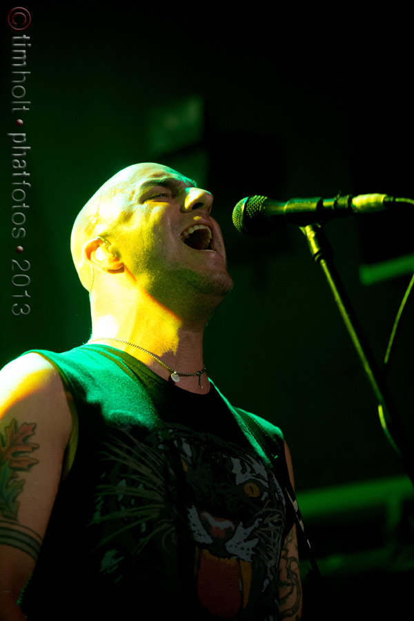 24-Alkaline_Trio_AT-IA-242