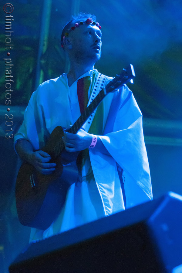 03-Basement_Jaxx_BJ-SH-038