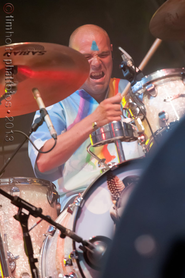 20-Basement_Jaxx_BJ-SH-210