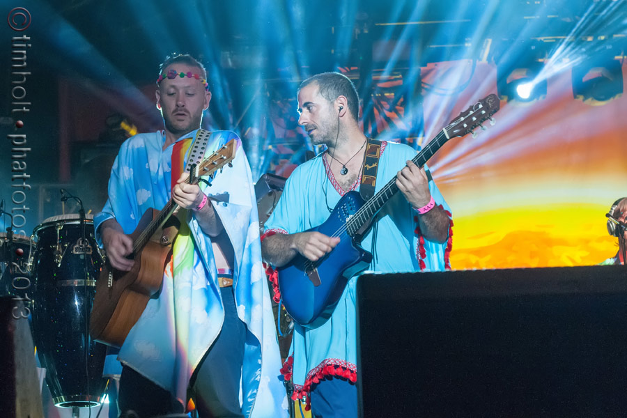 25-Basement_Jaxx_BJ-SH-253