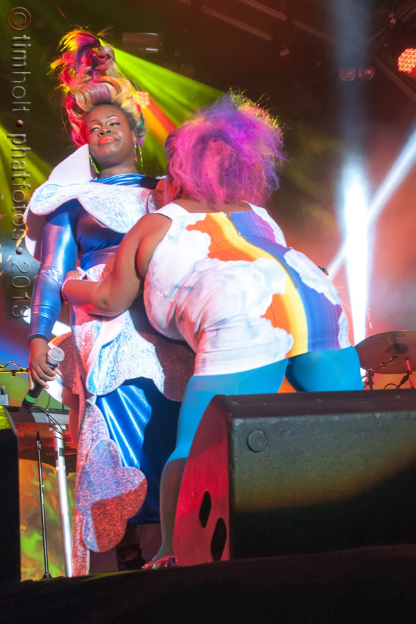 33-Basement_Jaxx_BJ-SH-346