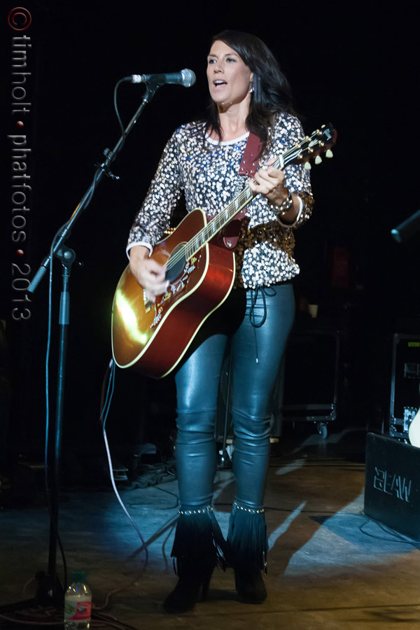 19-Jill_Johnson_JJ-SB-229