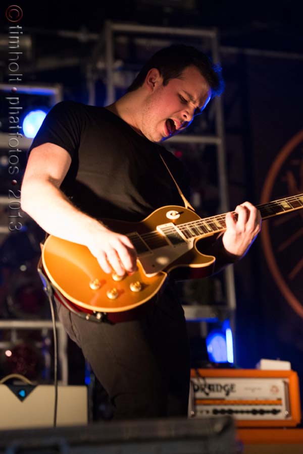 17-Lonely-Brave-LB-VW-072